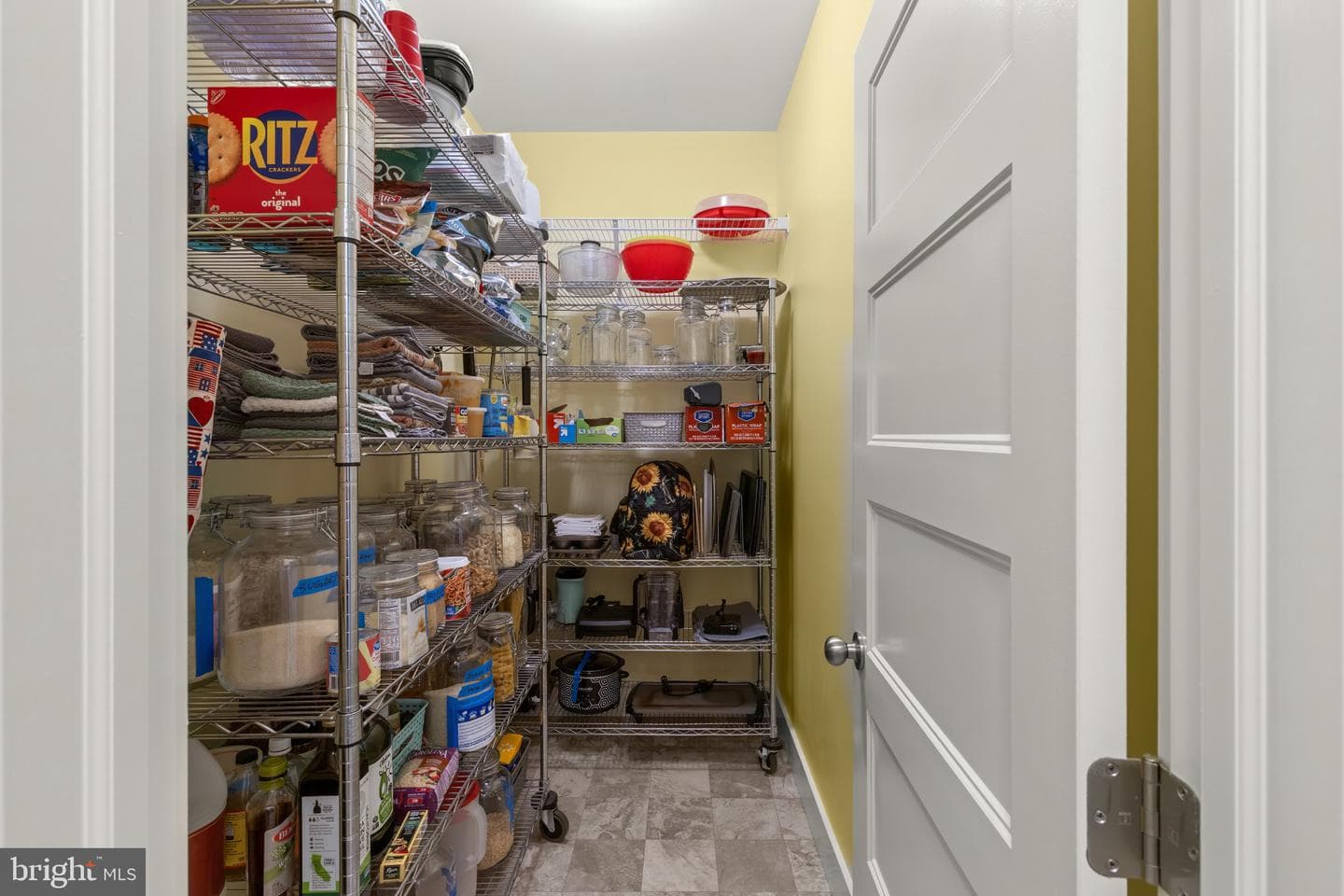 509 Tyrell Court photo 31