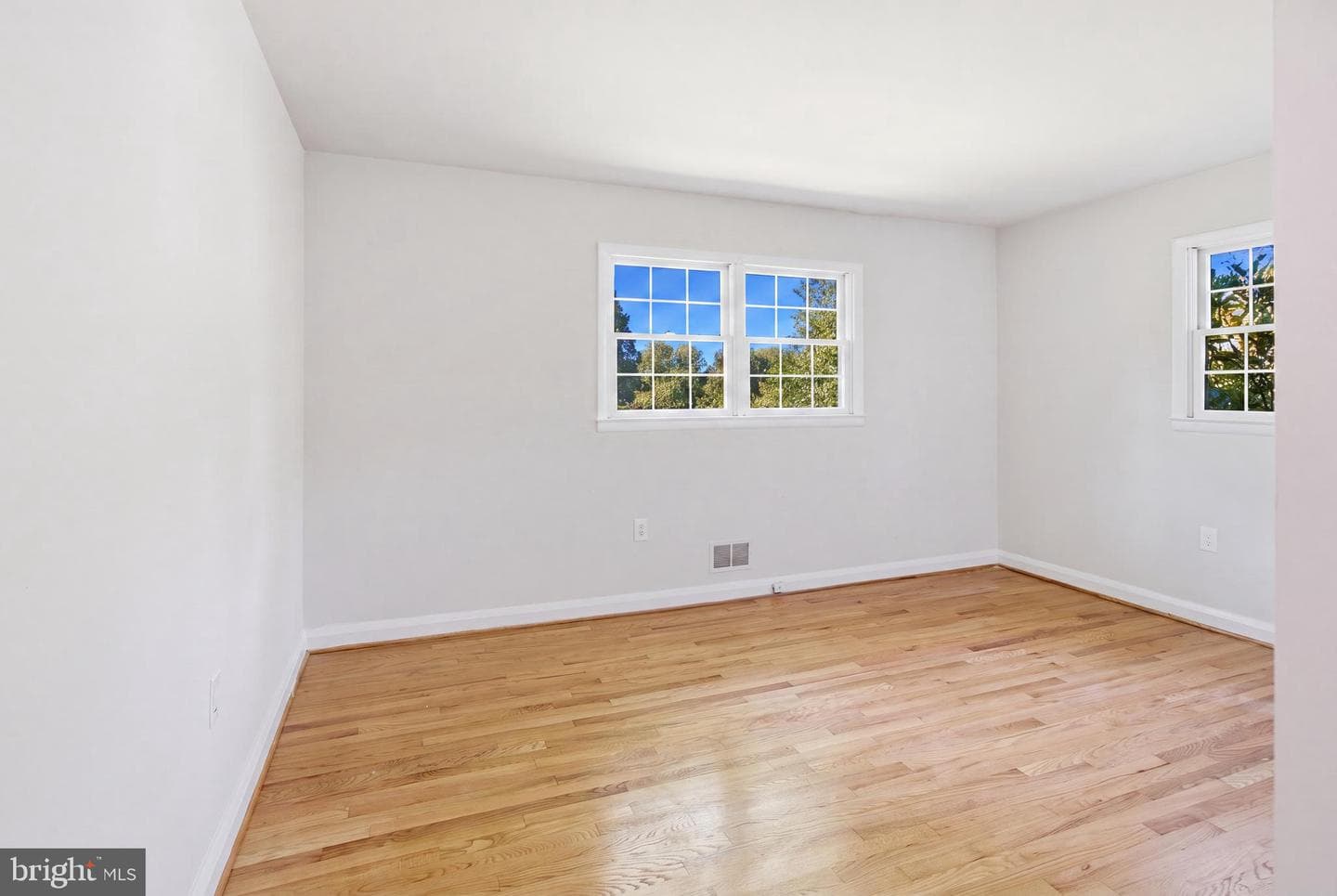 108 Briarcliff Lane photo 29