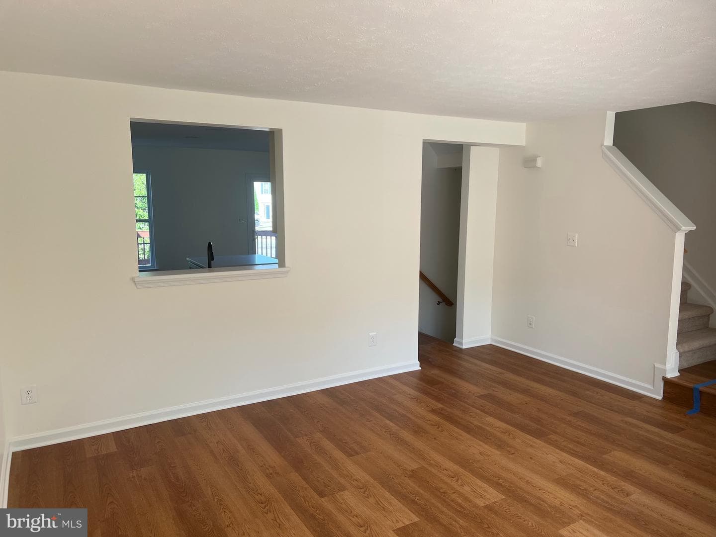 2105 Mardic Drive photo 9