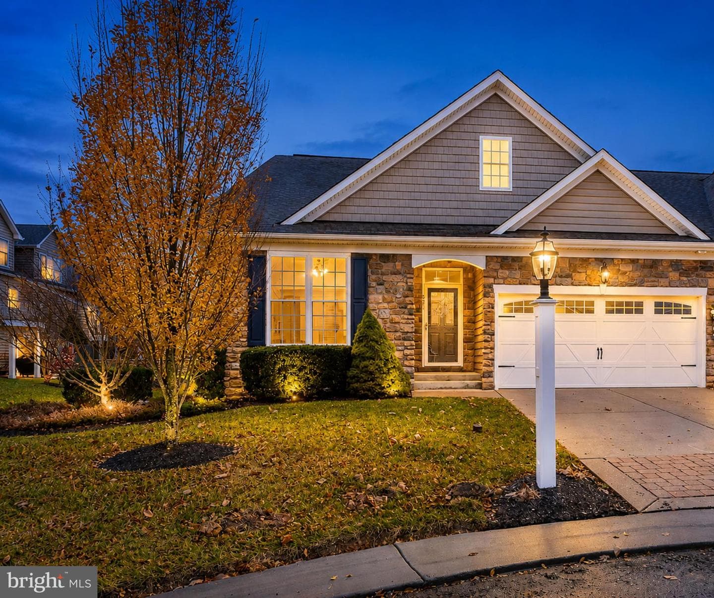 521 Silver Charm Court photo 1