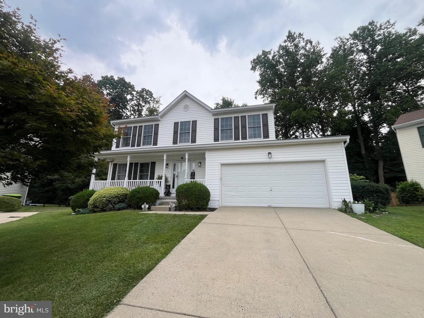 400 Gresham Court photo 1