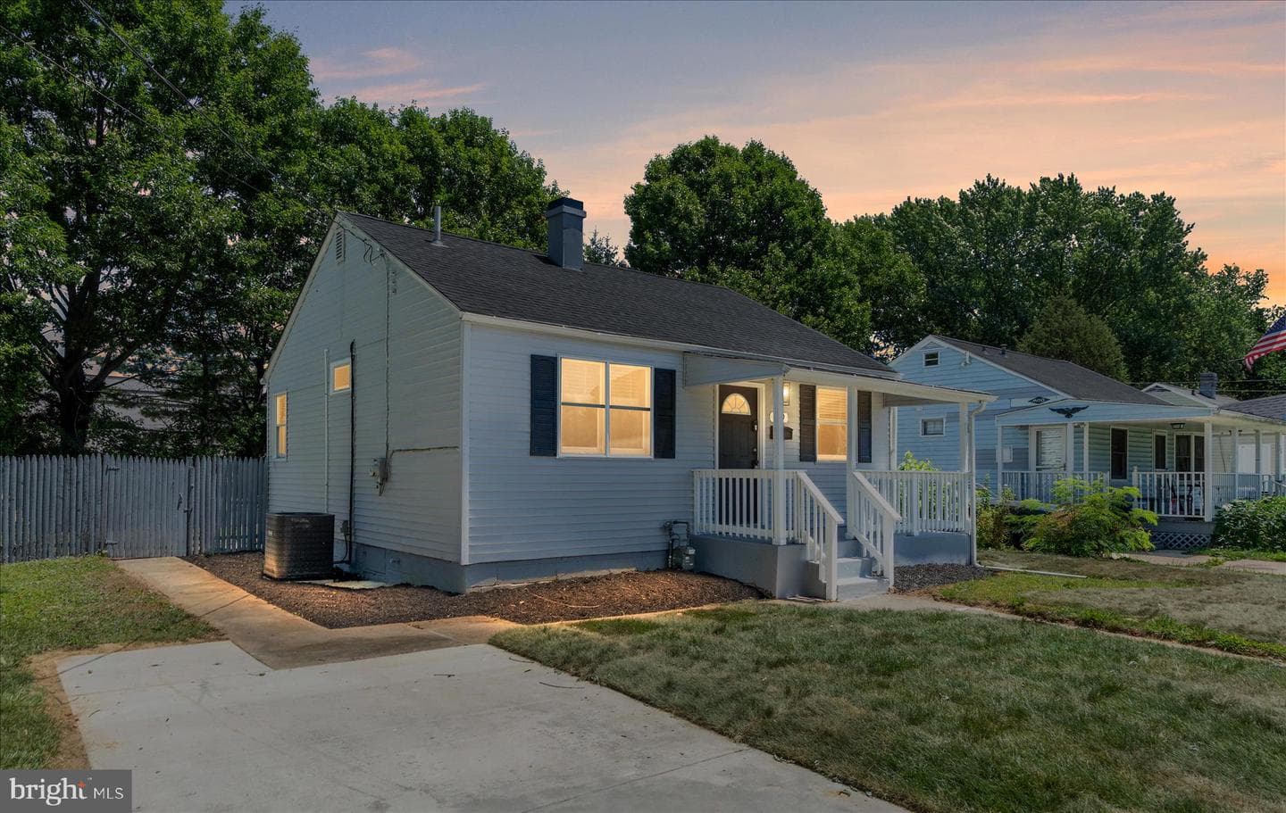 159 E Deen Avenue photo 1