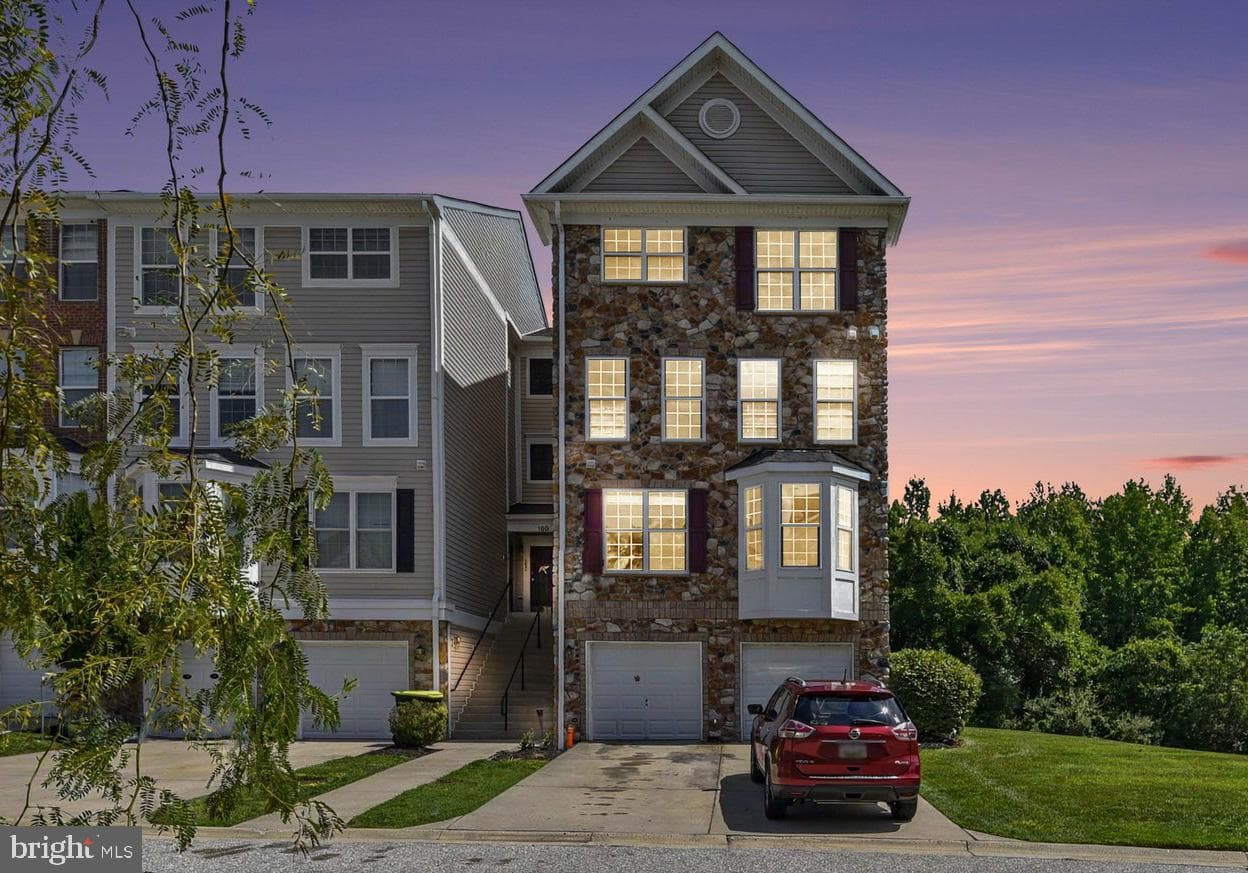 100 Mohegan Drive #c photo 1