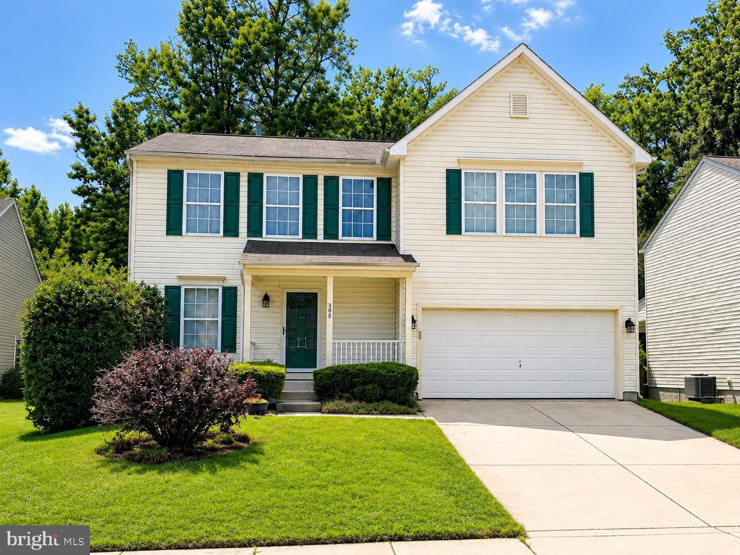 308 Sky Blue Court photo 1