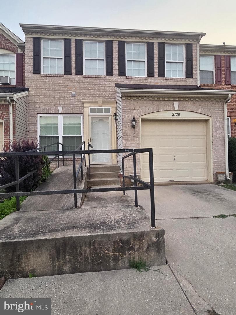 2120 Mardic Drive photo 1