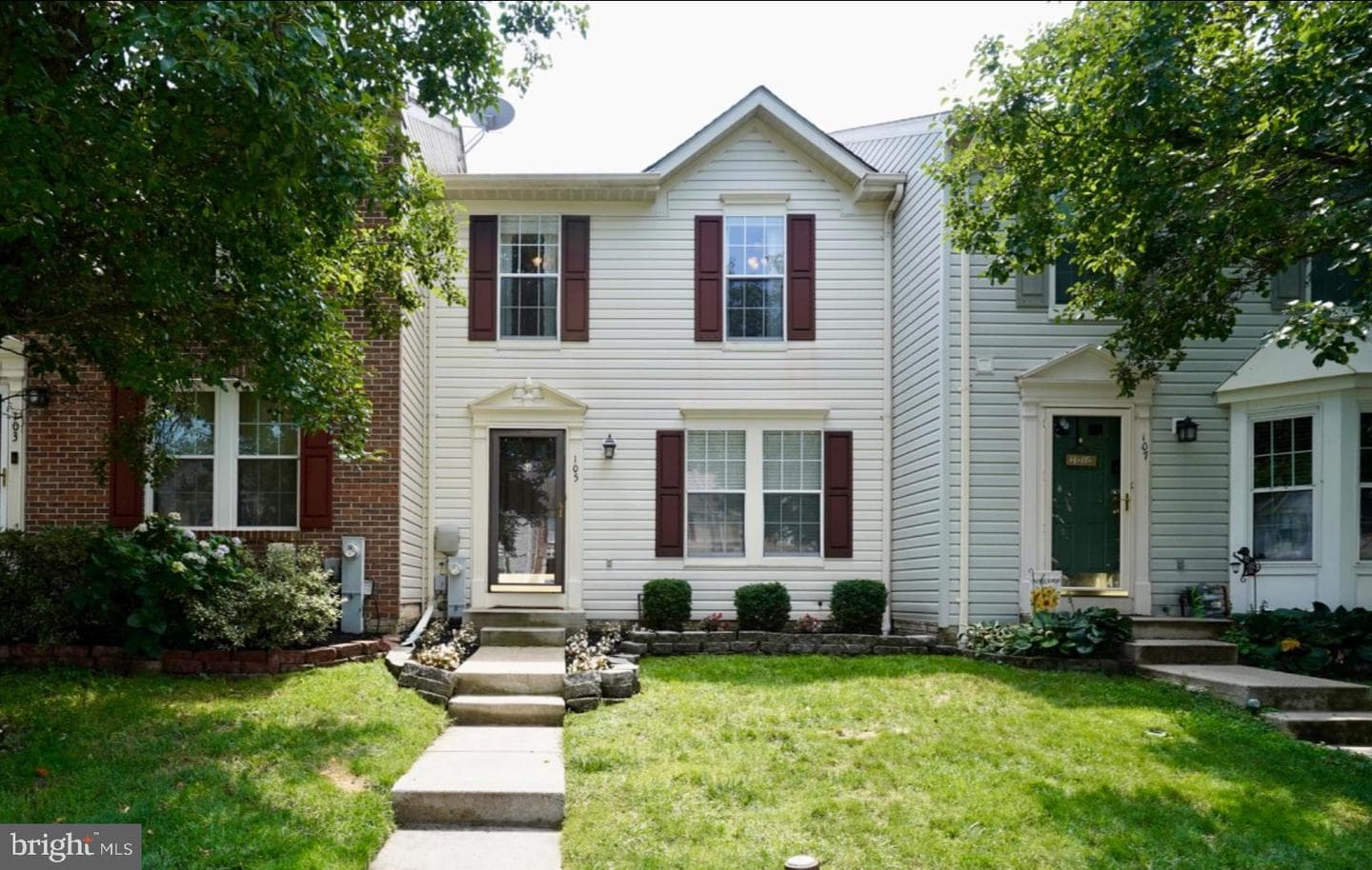 105 Paden Court photo 1