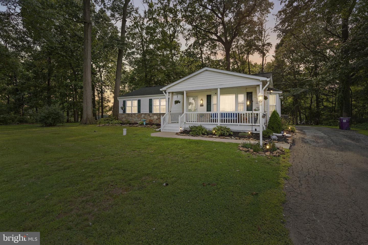 5312 W Heaps Road photo 1