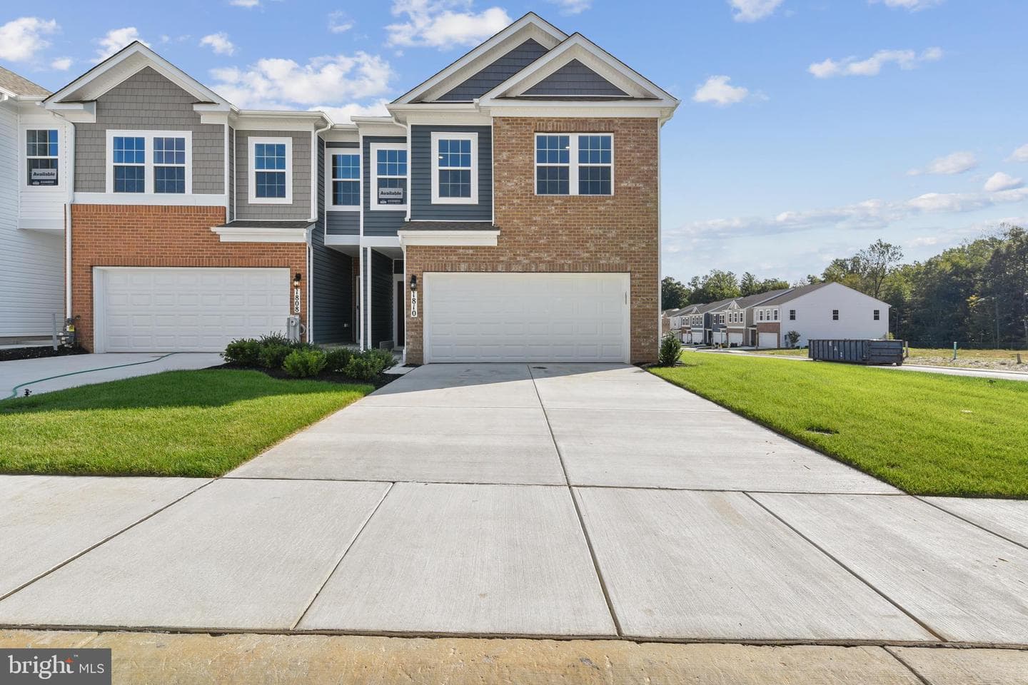 1717 Carver Circle photo 1