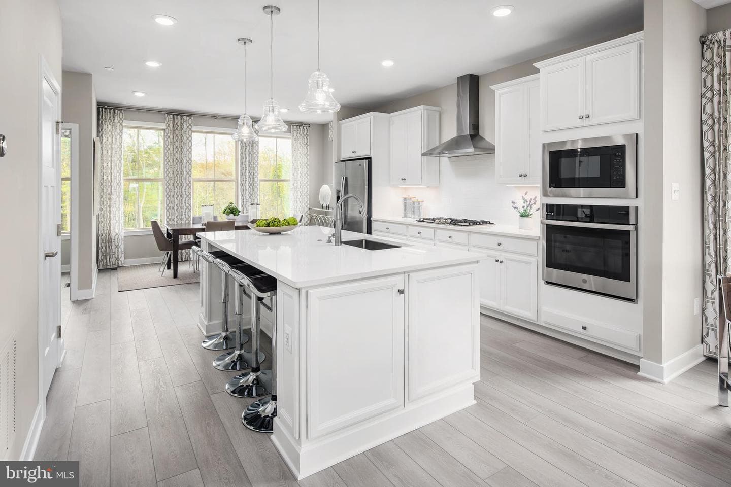 3511 Lucca Lane photo 4