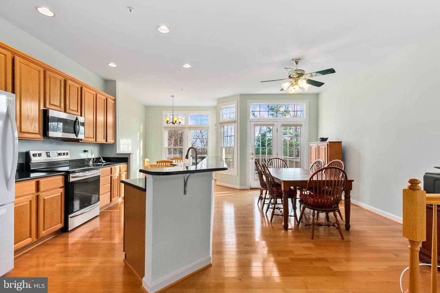 5947 Meadow Rose photo 8