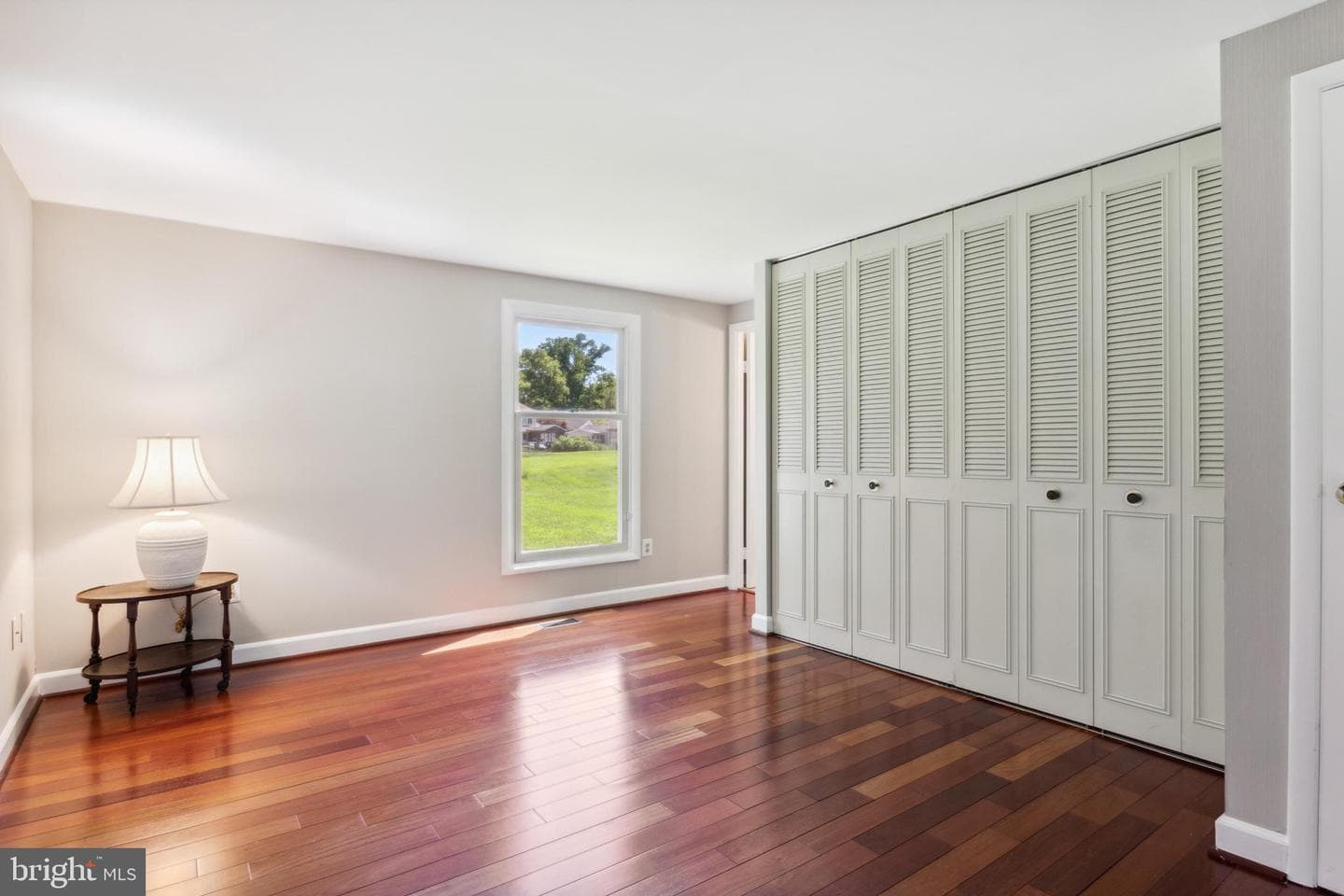 6401 Windharp Way photo 8