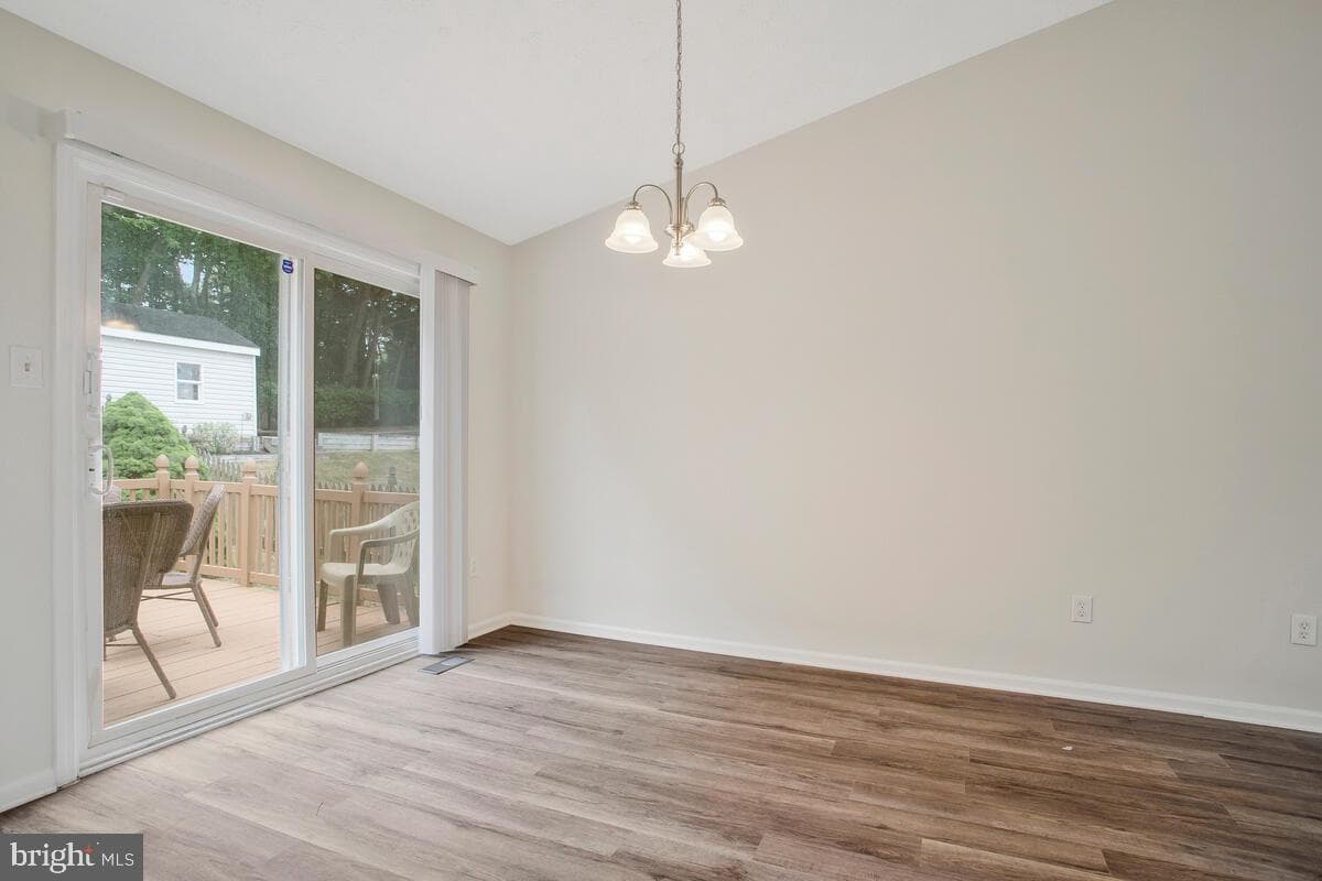 9540 Glen Ridge Drive photo 9