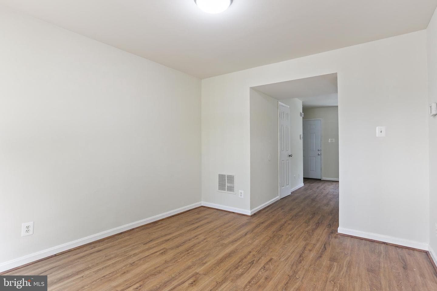 3602 Joycin Court #b photo 7