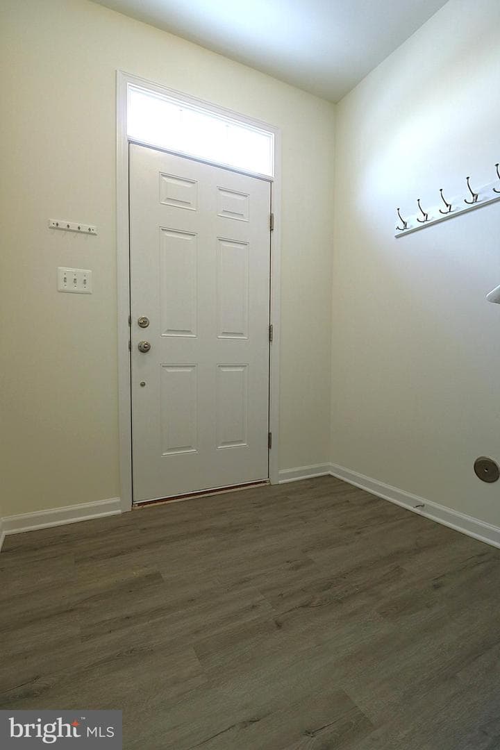 7807 Orren Boyle Court photo 4