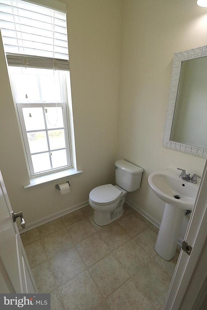 7807 Orren Boyle Court photo 9