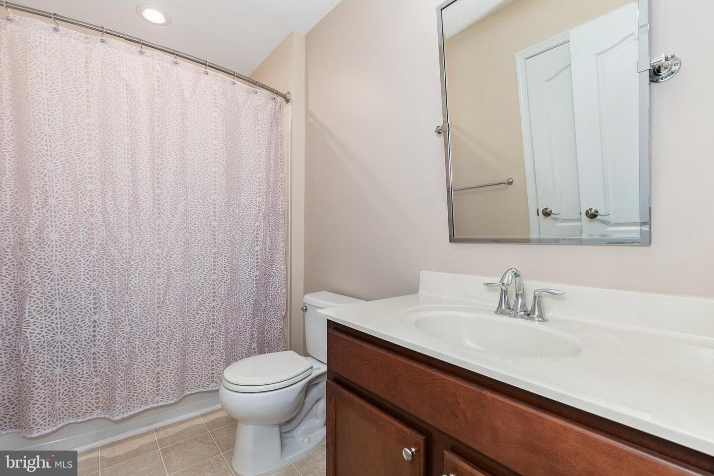 7906 Pettigrew Street photo 38