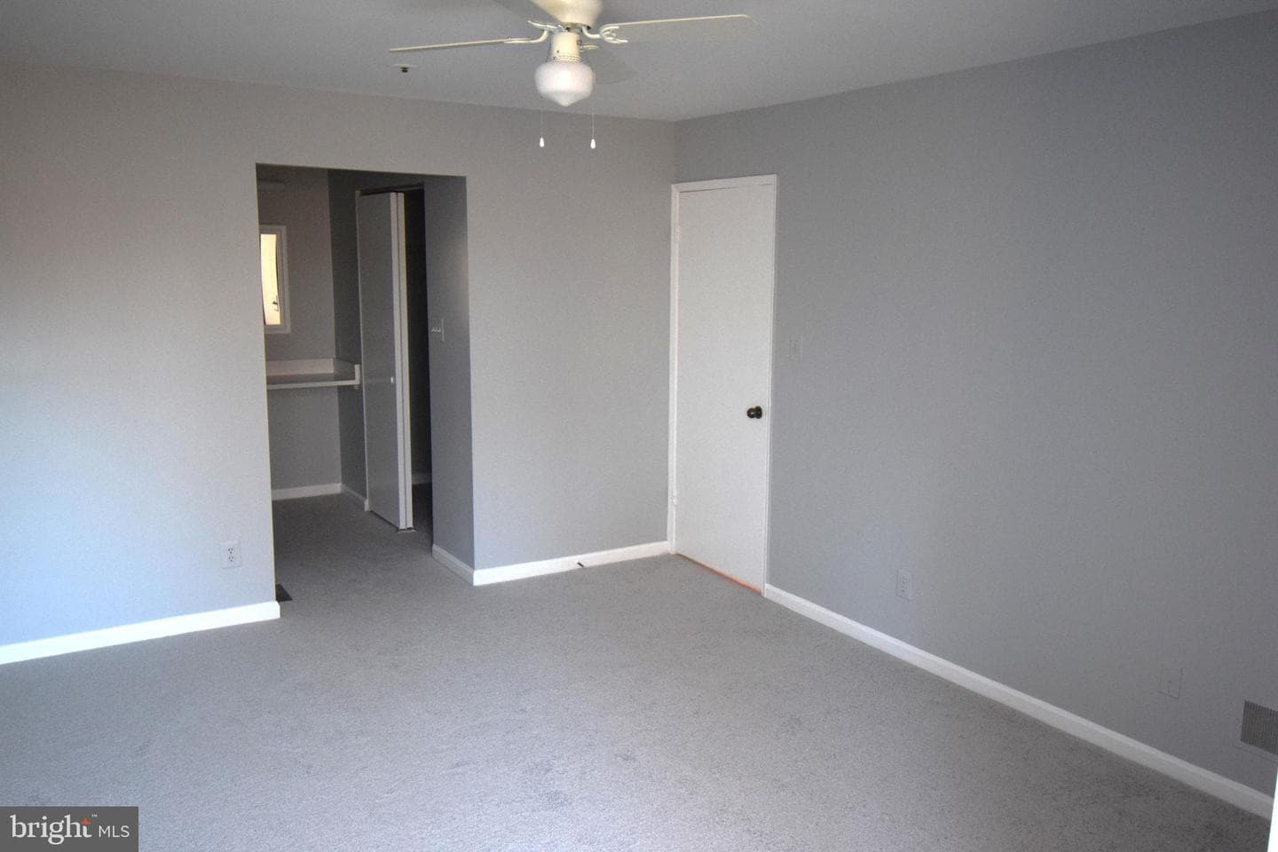 4924 Columbia Road #6 79 photo 8