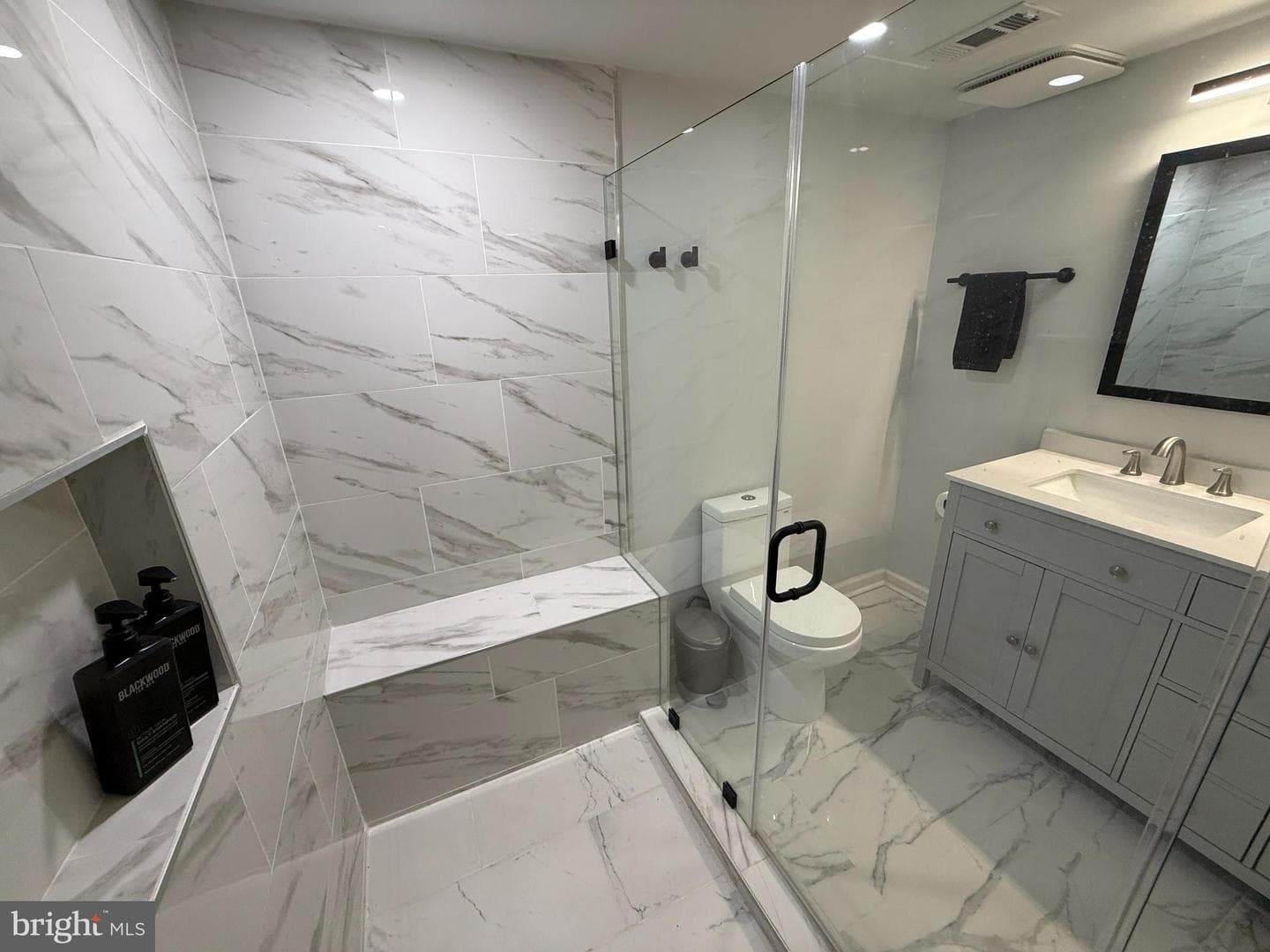 6768 Pyramid Way photo 12