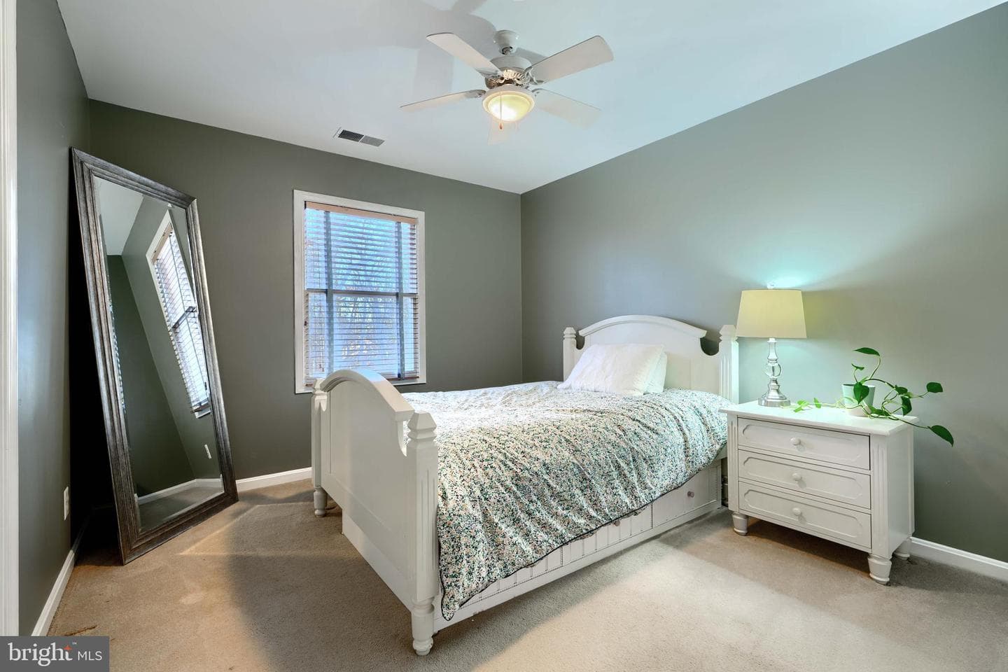 4808 Woodshire Garth photo 40
