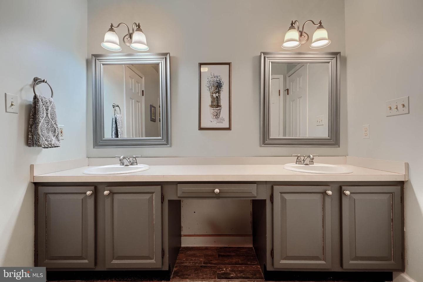 4808 Woodshire Garth photo 43