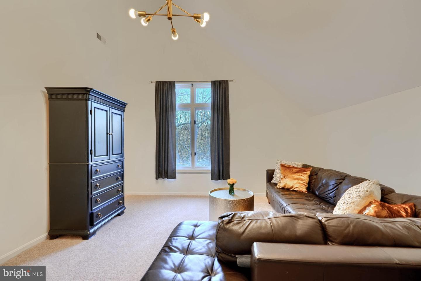 4808 Woodshire Garth photo 45