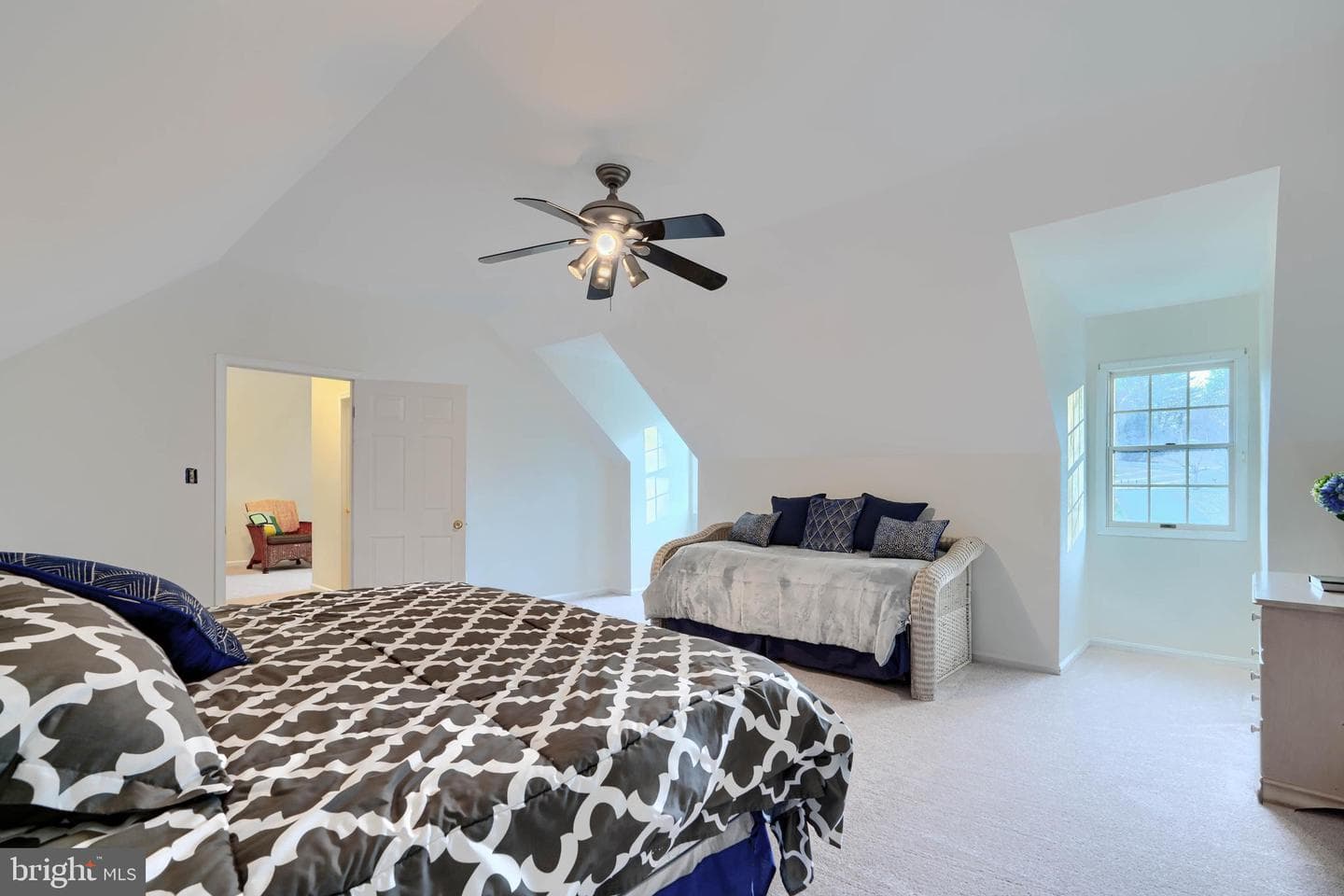 4808 Woodshire Garth photo 54