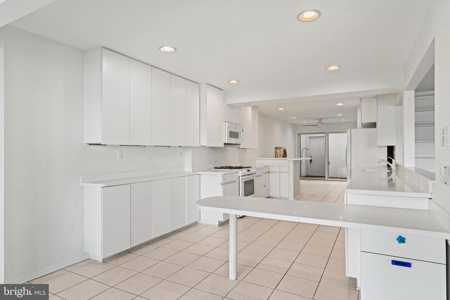 10313 Wilde Lake Terrace photo 13