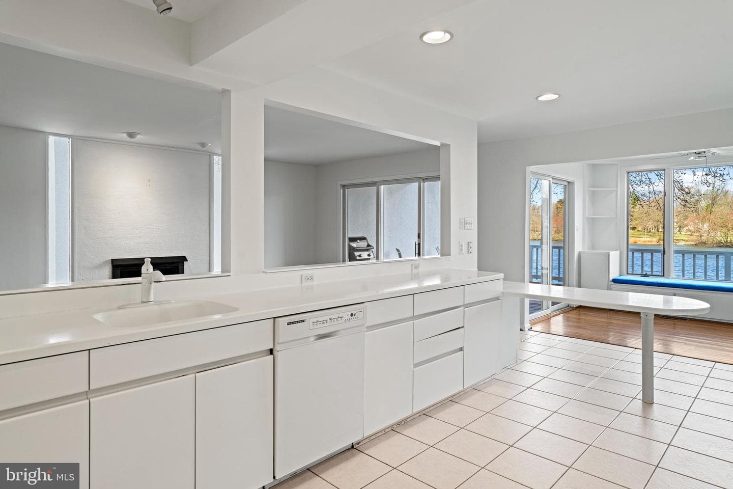 10313 Wilde Lake Terrace photo 15
