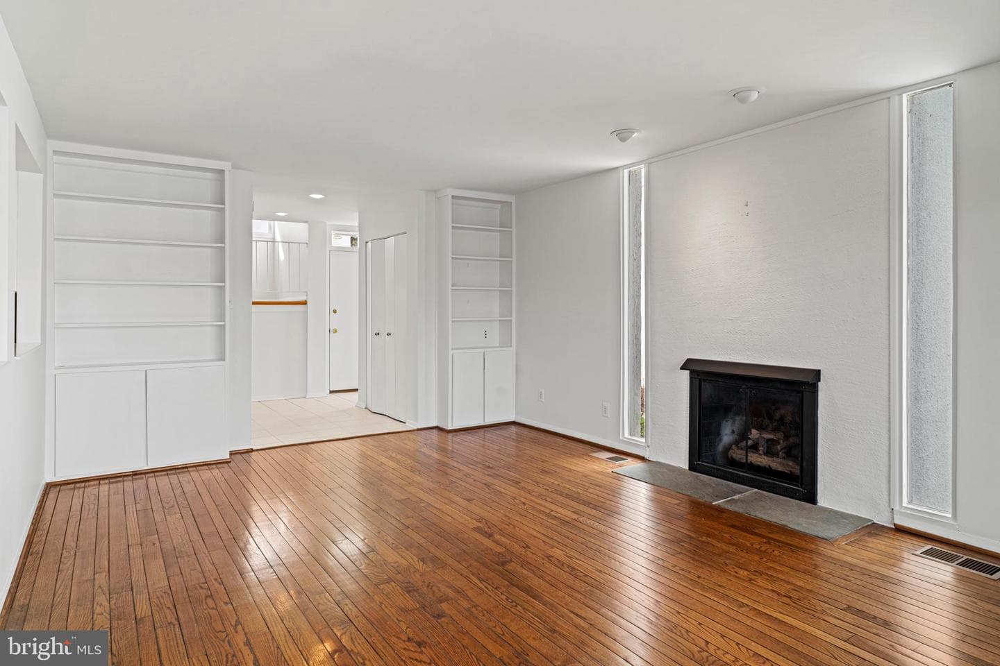 10313 Wilde Lake Terrace photo 8