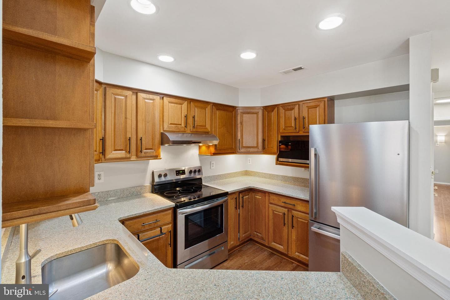 7635 Coachlight Lane #b photo 21