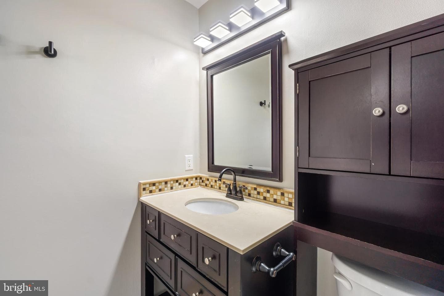 7635 Coachlight Lane #b photo 5