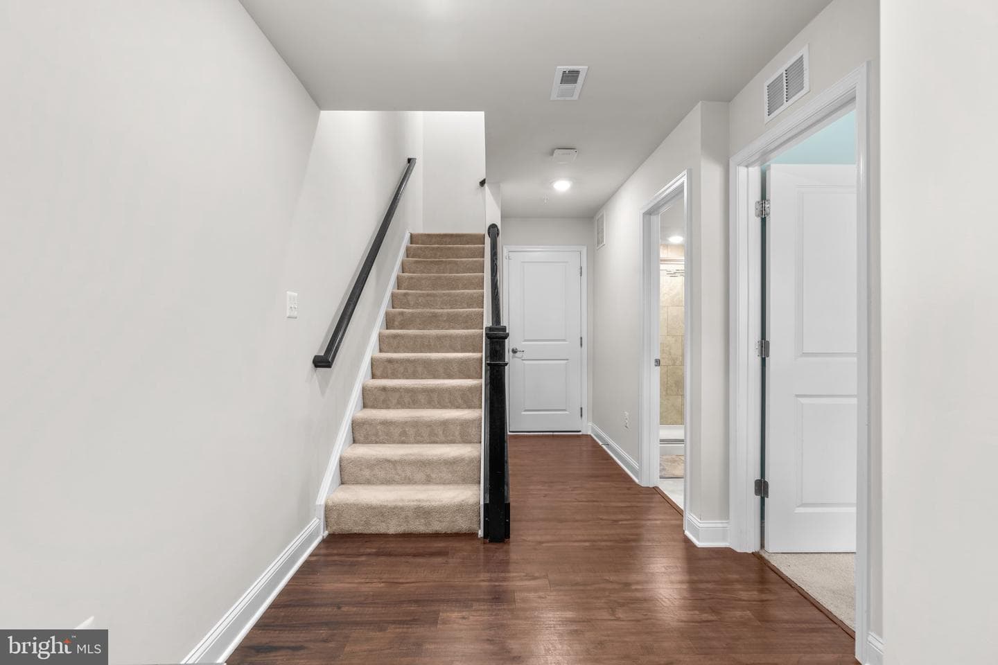 7579 Warburg Way photo 2