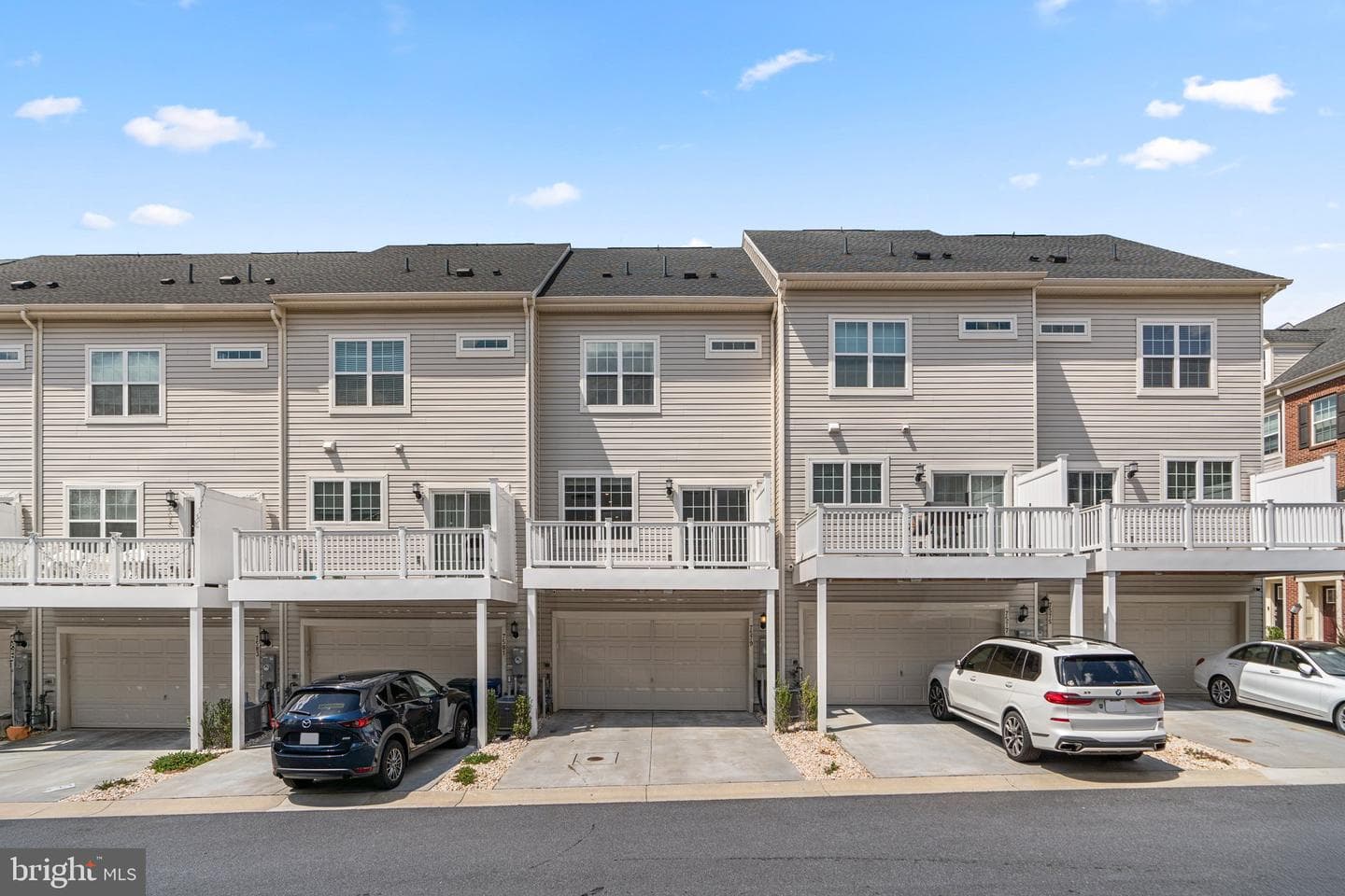 7579 Warburg Way photo 29