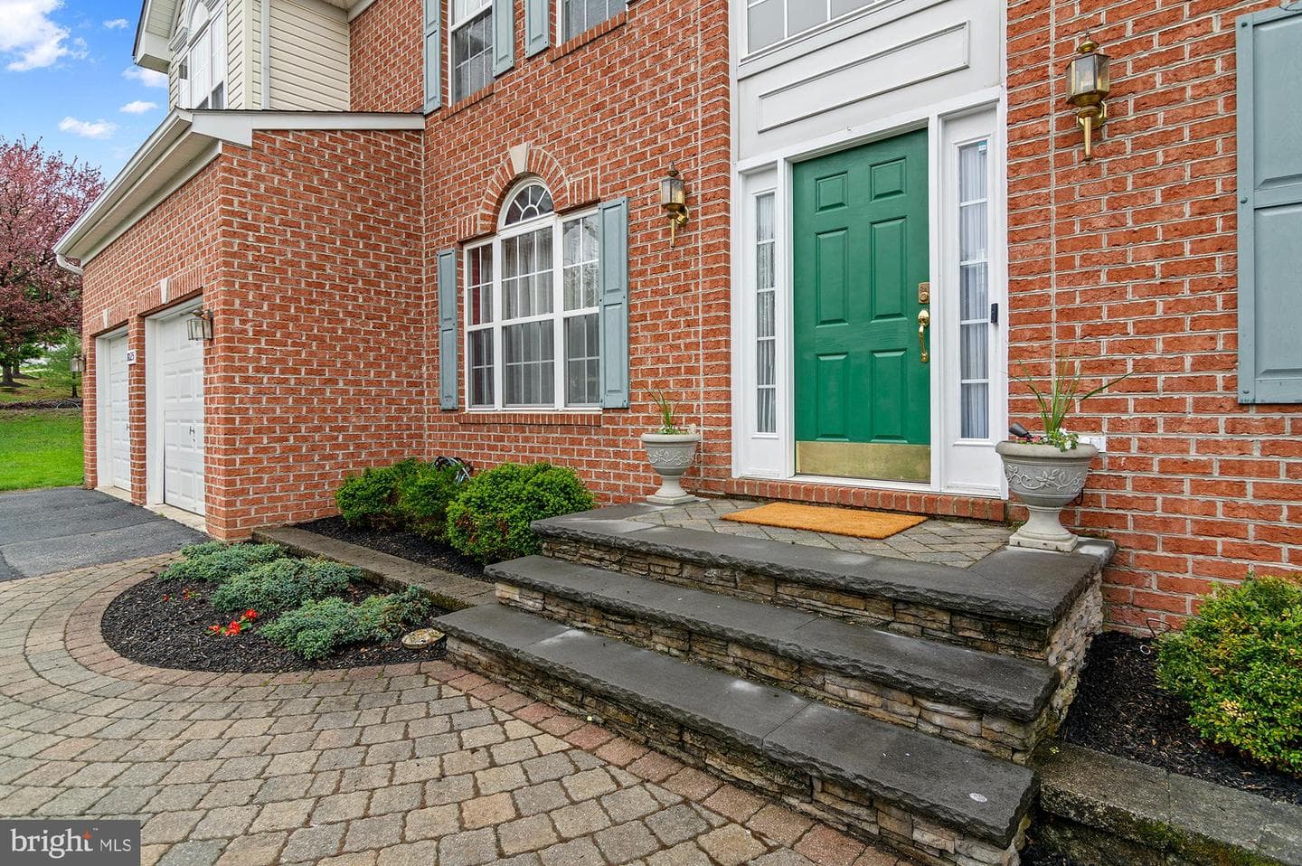 8025 Hillsborough Road photo 2