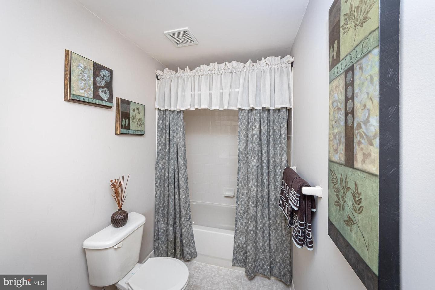 6052 Toomey Lane photo 44