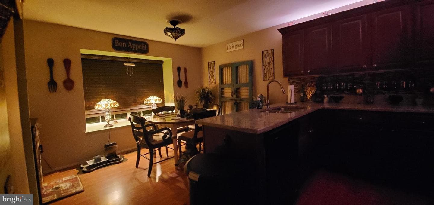 11876 New Country Lane photo 14