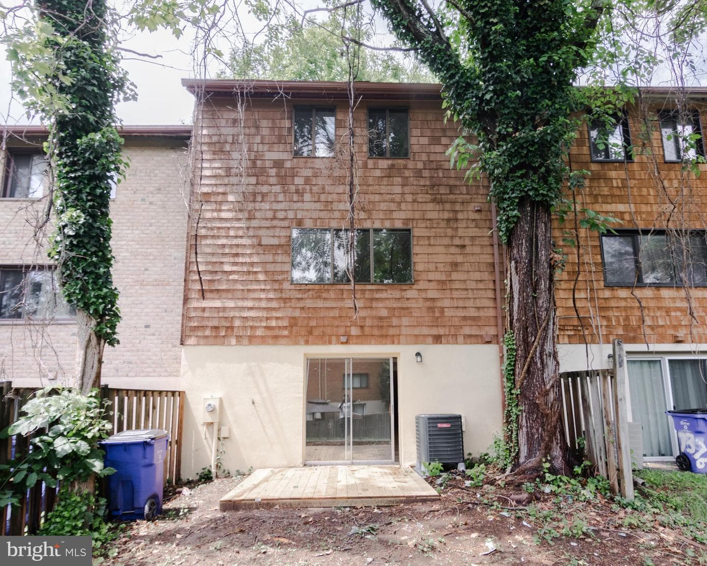 7374 Hickory Log Circle photo 19