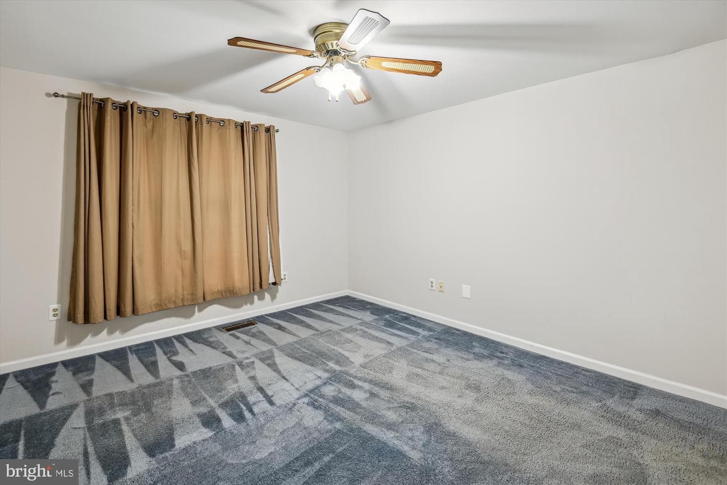 10120 Frost Way photo 37