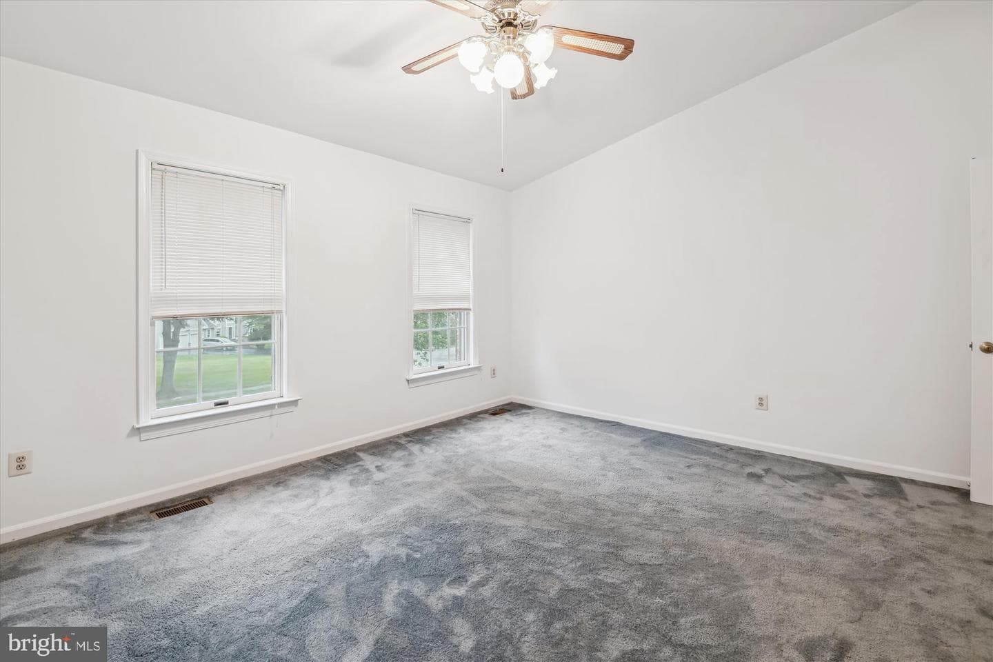 10120 Frost Way photo 55