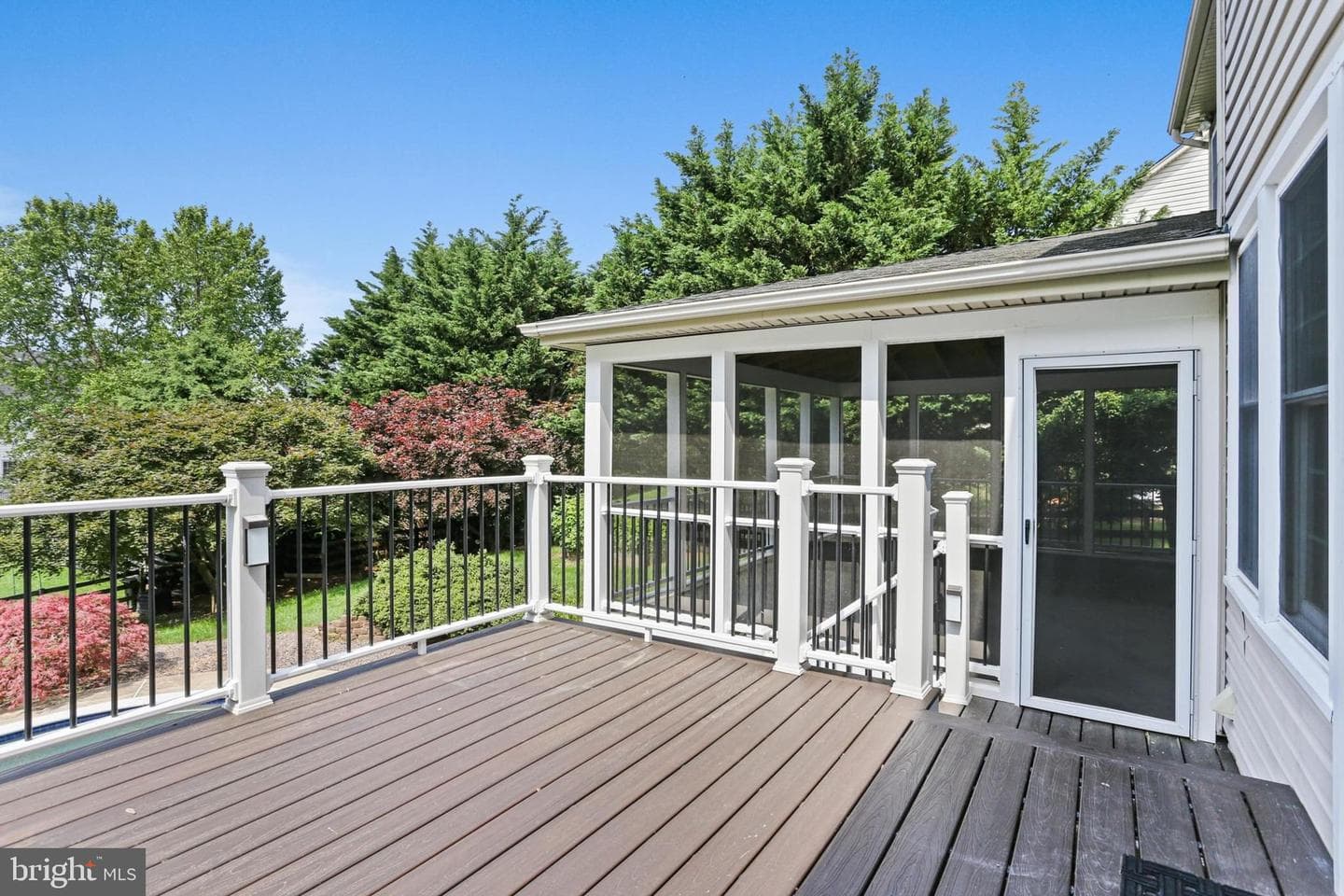 5334 Heatherland Court photo 15