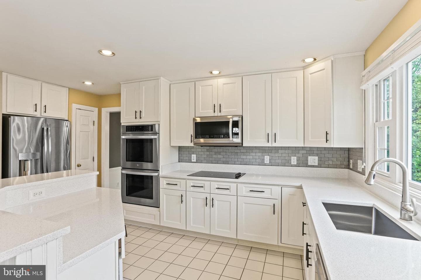 5334 Heatherland Court photo 6