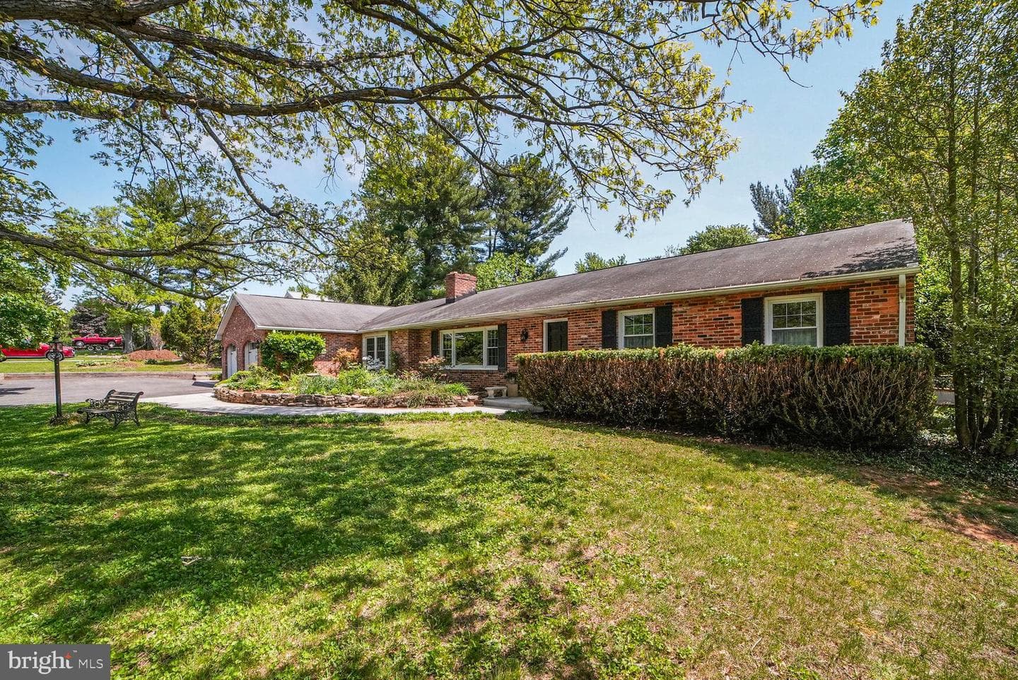 7549 Cherry Tree Drive photo 4