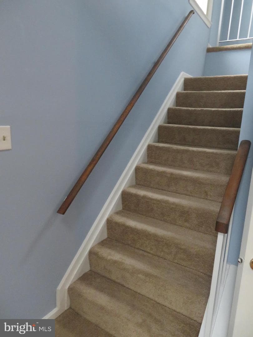 8935 Rosewood Way photo 18