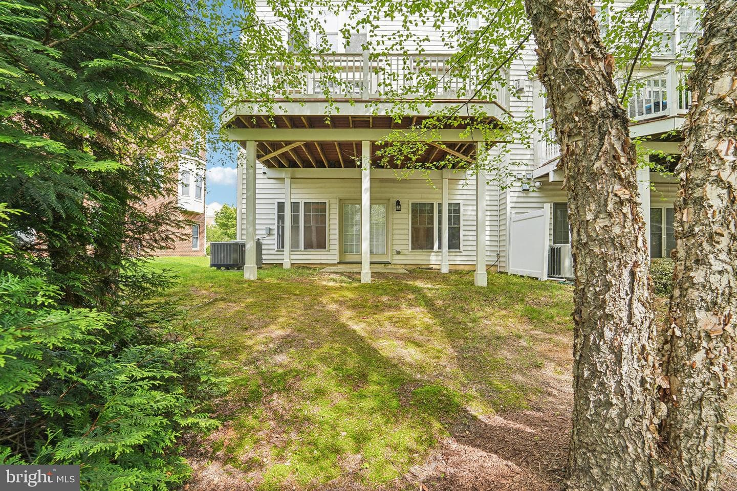 9602 Silken Leaf Court photo 7