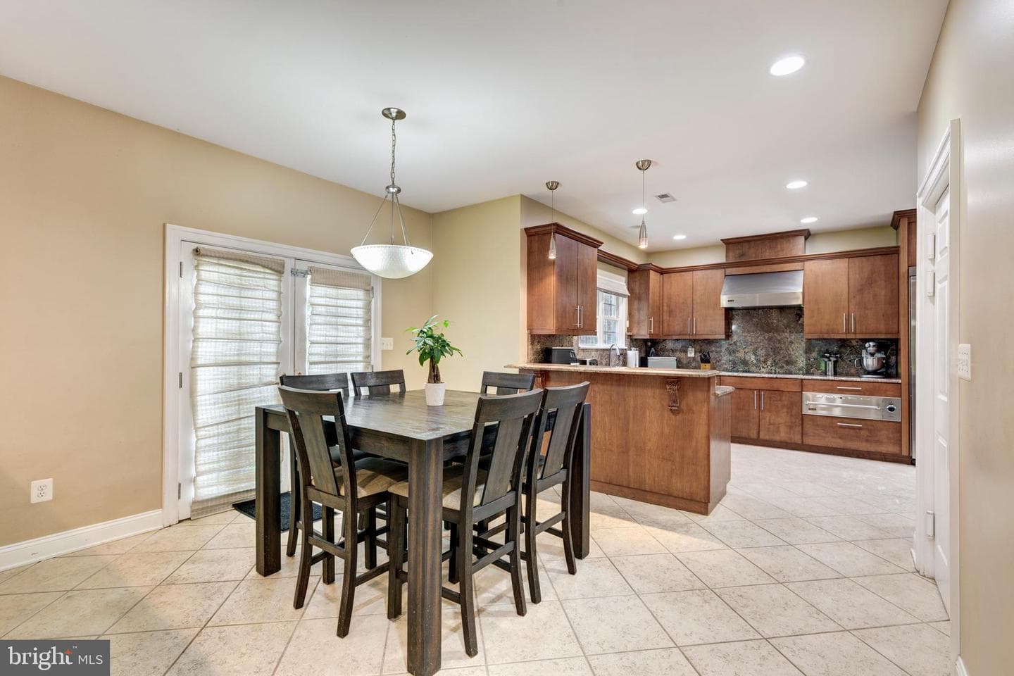 5280 Ten Oaks Road photo 13