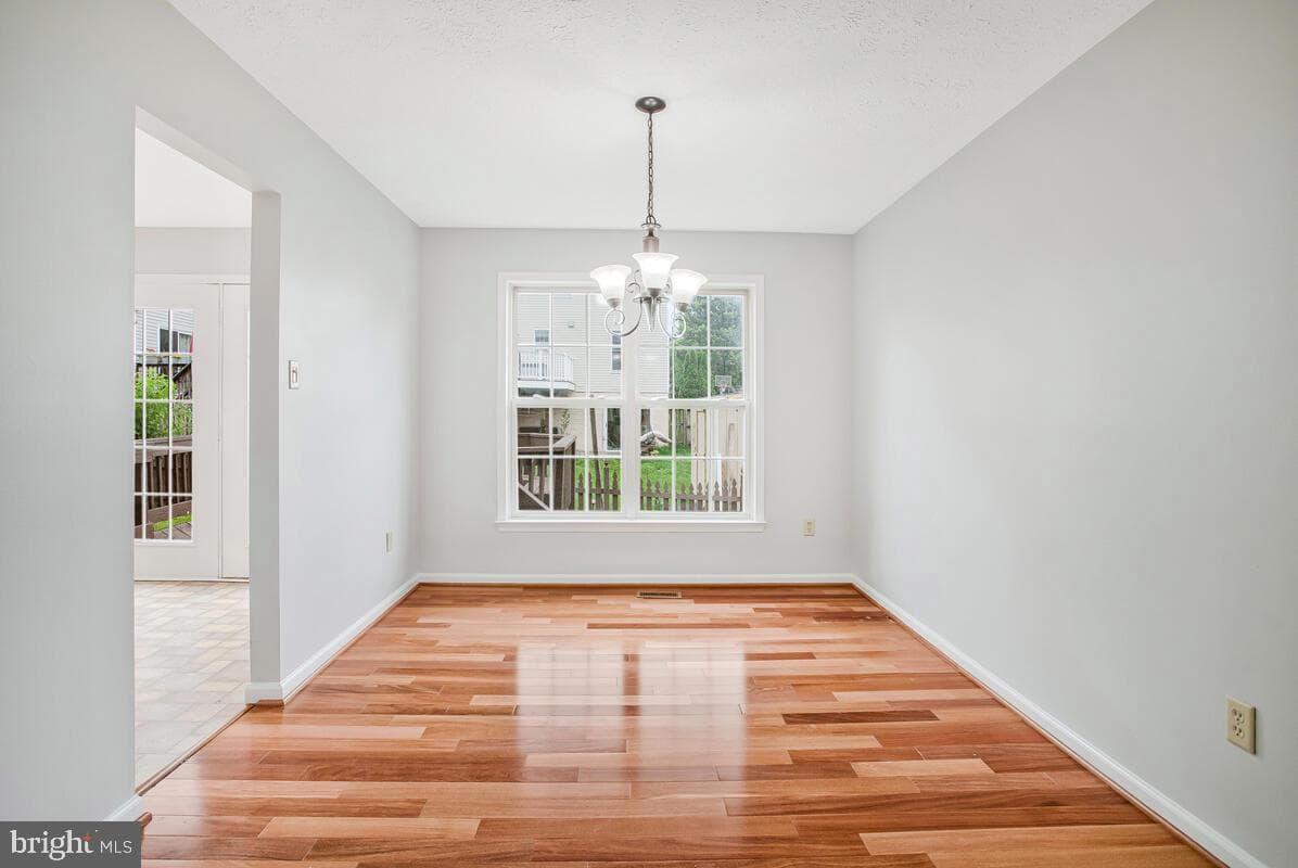 6483 Sedgwick Street photo 10
