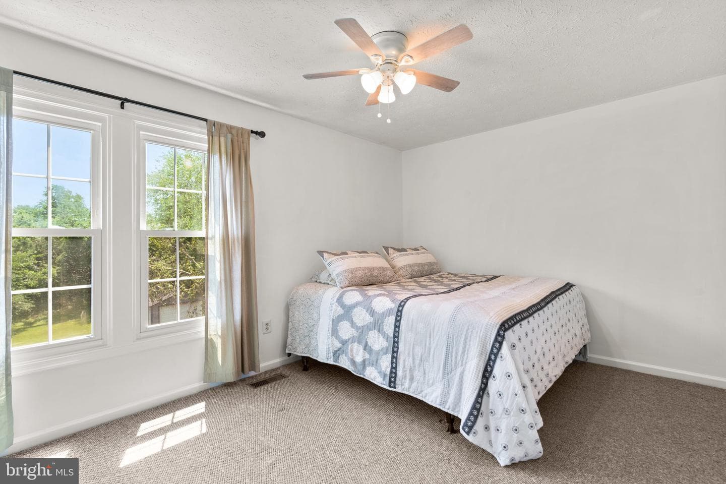 8112 Elsies Way photo 24