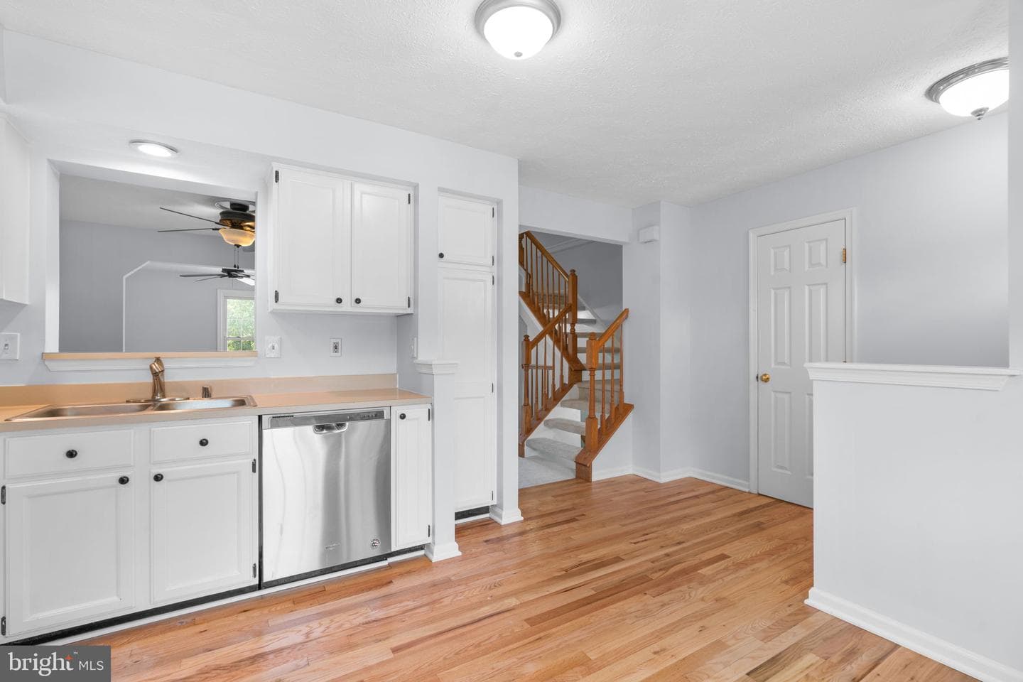 7962 Brightmeadow Court photo 8