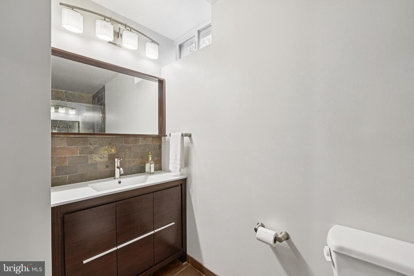 4019 Hunt Avenue photo 36