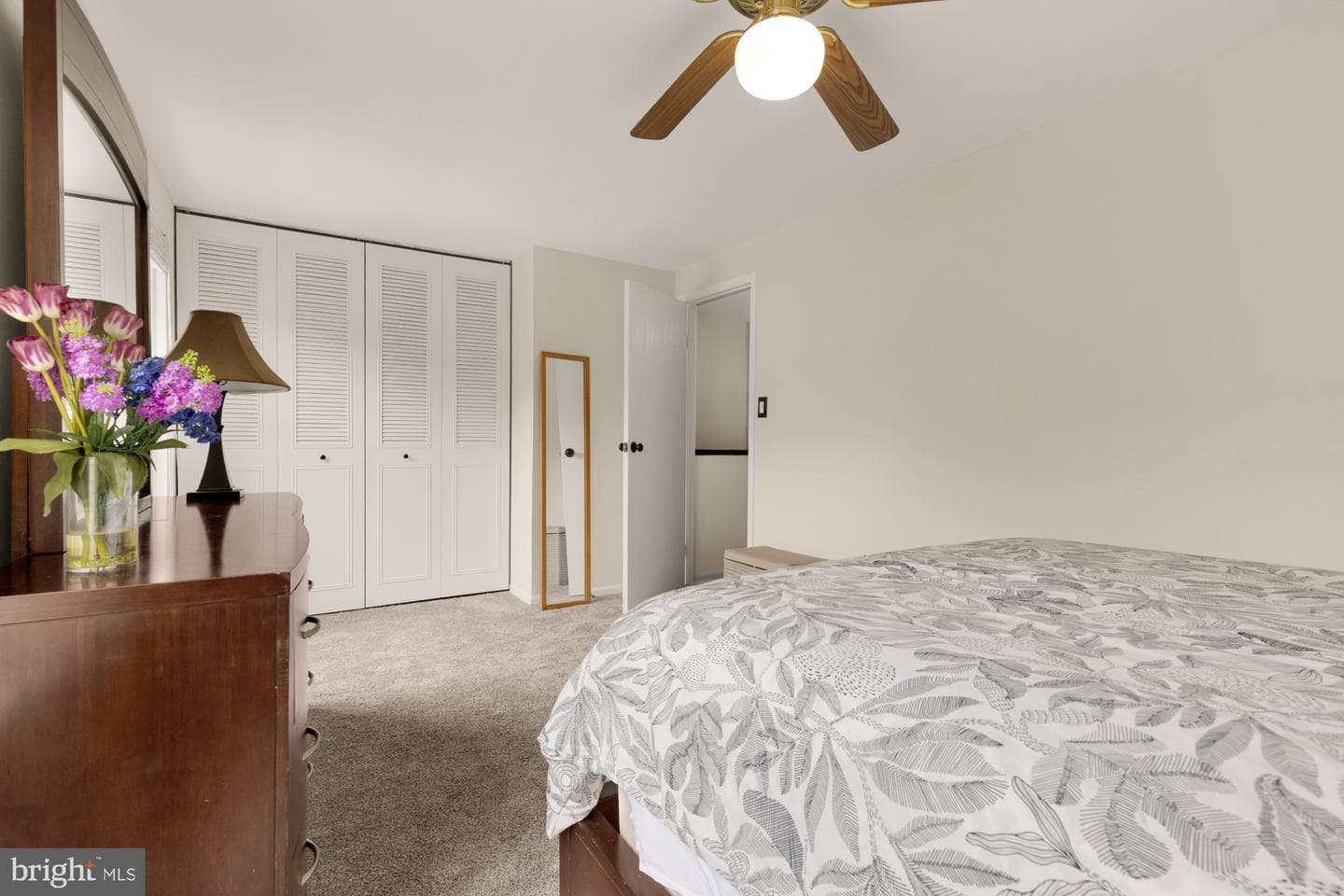8173 Sheffield Court photo 20